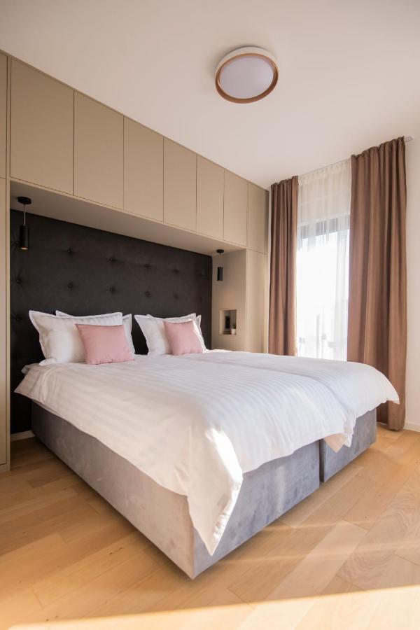 Villa Magna Luxury Apartments Murter Bagian luar foto