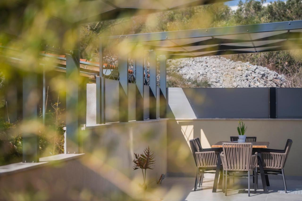 Villa Magna Luxury Apartments Murter Bagian luar foto