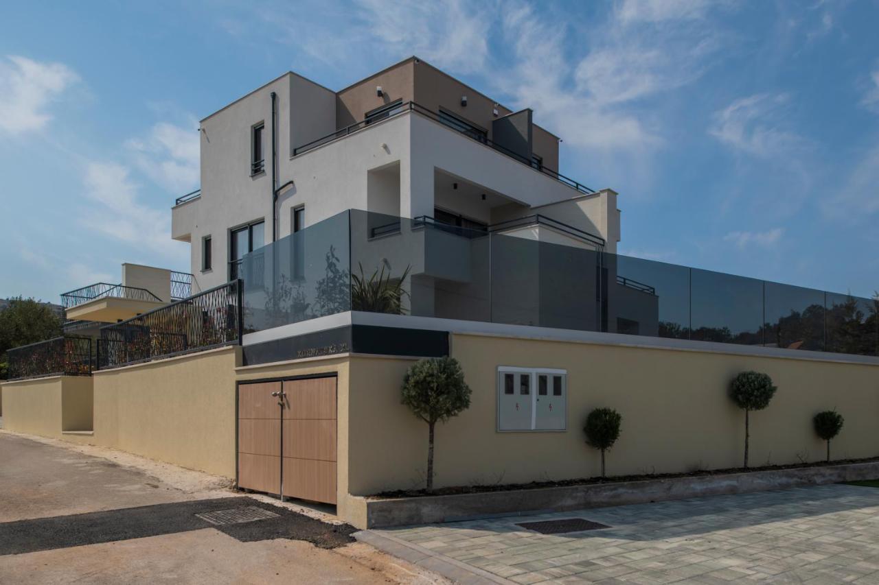 Villa Magna Luxury Apartments Murter Bagian luar foto