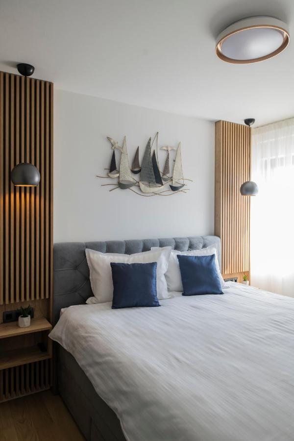 Villa Magna Luxury Apartments Murter Bagian luar foto