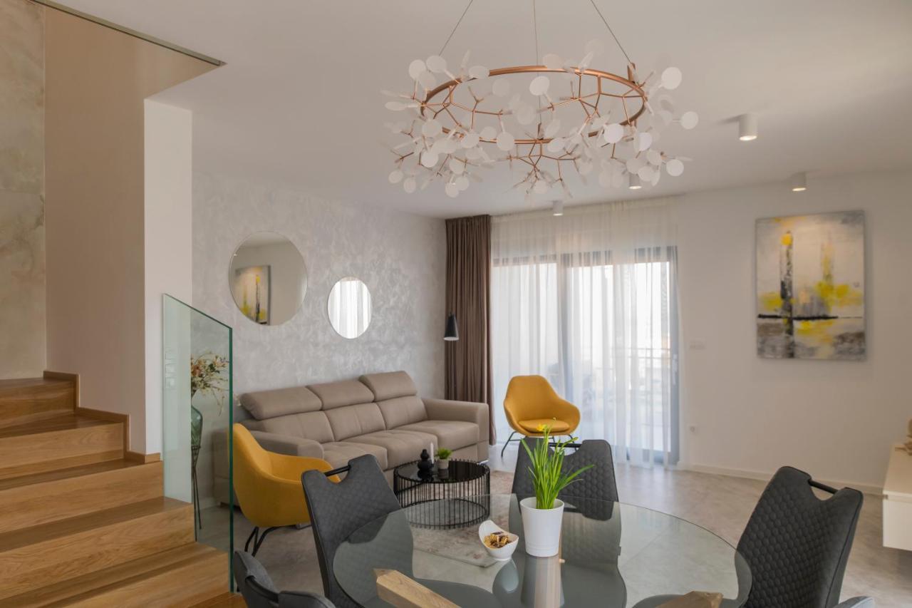 Villa Magna Luxury Apartments Murter Bagian luar foto